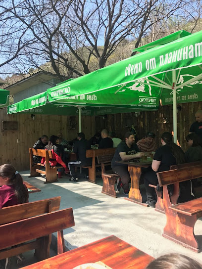 Бистро Езерата | Прясна риба, миди, Обедно меню Балчик