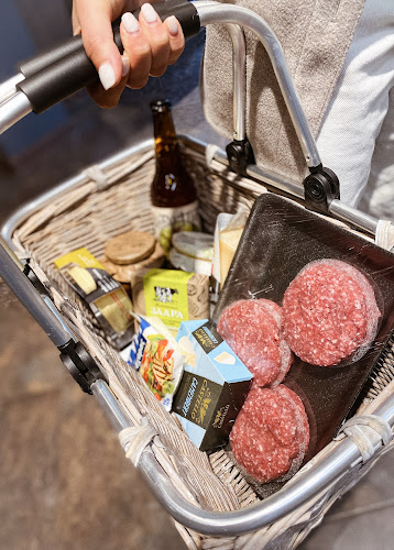 Comentarii opinii despre МЕСАРНИЦА LA CARNE / МЕСАРНИЦА ЛА КАРНЕ