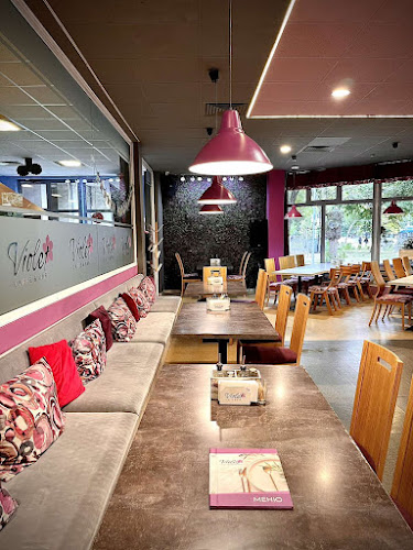 Opinii despre Виолет Кафе Бар în Плевен - Гастрономия и хотелиерство