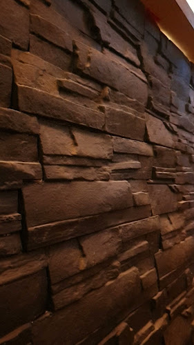 ж.к. Христо Ботев - СеверЮжен, ул. „Стамат Икономов“ 11, 4004 Пловдив