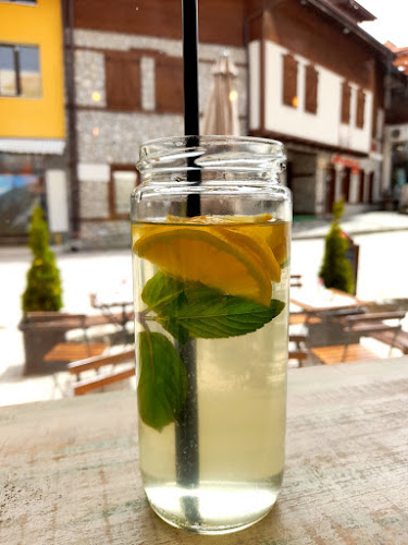 кв. Новия град, ул. „Пирин“ 70, 2770 Банско