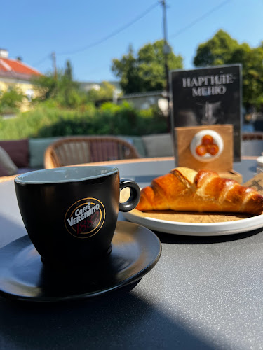 Factory Lounge & Garden - Гастрономия и хотелиерство