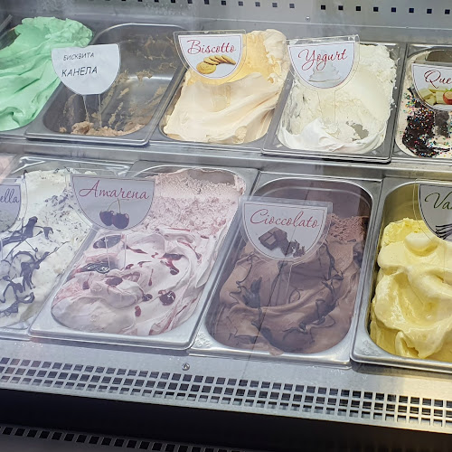Opinii despre Pinguino - Gelateria - .Сладкарски магазин în Варна - Гастрономия и хотелиерство