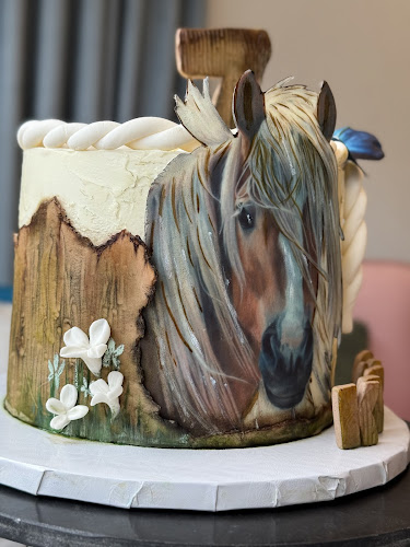 Complimenti - Coffee & Desserts | Декорирани торти, Сватбени торти, Сладолед, Кетъринг, Италианско кафе Пловдив - Гастрономия и хотелиерство