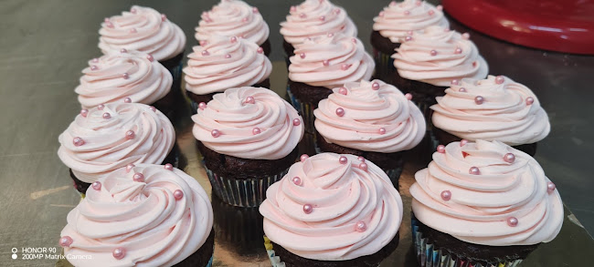 Opinii despre Lidia's Bakery | Сладкарница Дружба în София - Гастрономия и хотелиерство