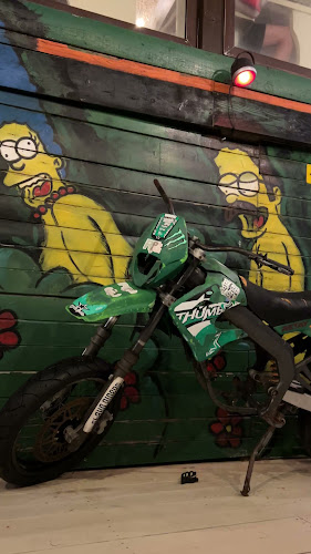 Джинни бар - Гастрономия и хотелиерство