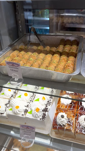 Opinii despre Mercho's Pizza & Grill / Pastry & Coffee în Провадия - Гастрономия и хотелиерство