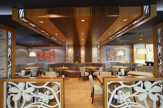 Табла 2 център(Tabla 2 Center) - Гастрономия и хотелиерство