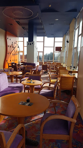 Opinii despre Sky Bar Cosmos în Пампорово - Гастрономия и хотелиерство