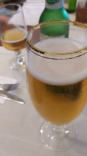 Бяла роза - Гастрономия и хотелиерство