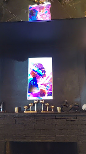 The Showroom - Гастрономия и хотелиерство