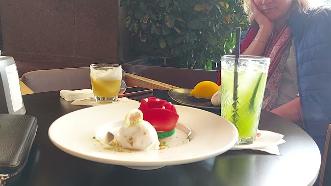 Opinii despre Largo Bar & Diner în София - Гастрономия и хотелиерство