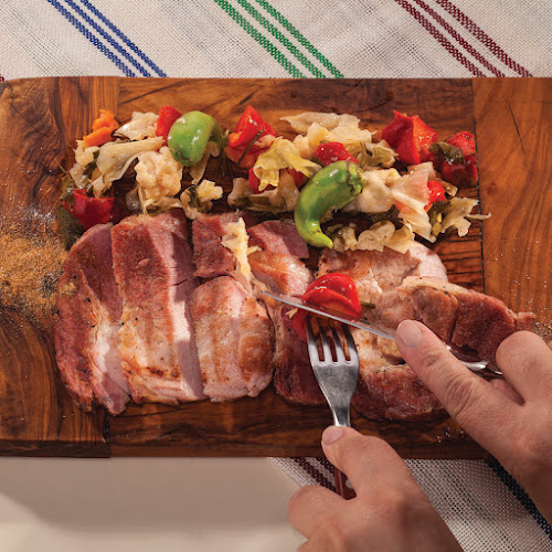 срещу входа на Технически университет - филиал Пловдив, ЦентърРайон Централен, ул. „Цанко Дюстабанов“ 25, 4000 Пловдив