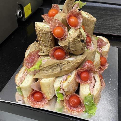 Comentarii opinii despre ОЧКВАЙТЕ НИ СКОРО ПАК нова локация Ciccione Panini Bar & Pizza # Zaimov