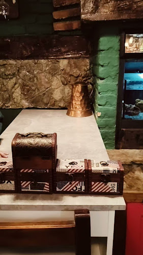 Opinii despre Корнър бургери în Варна - Гастрономия и хотелиерство