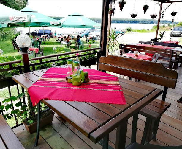 Ресторант край Реката - Гастрономия и хотелиерство