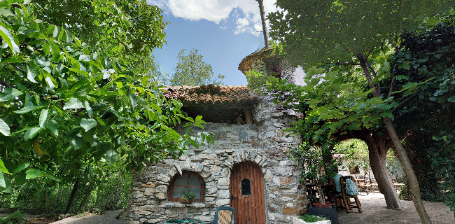 Ресторант "Родина" - Луковит