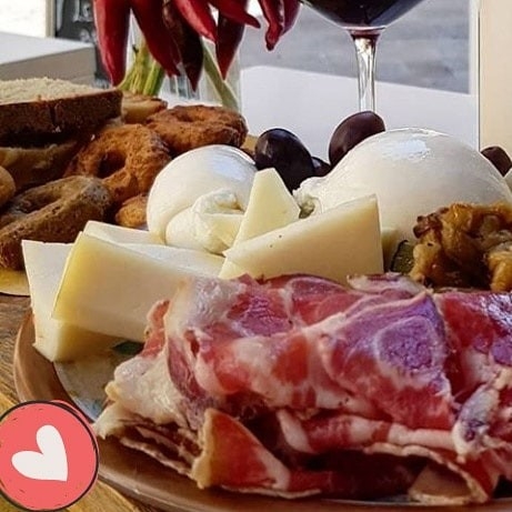 София център, бул. „Янко Сакъзов“ 32, 1504 София