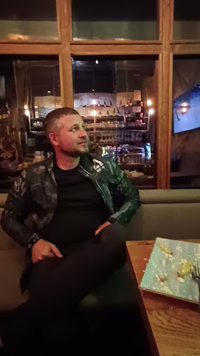 Мезетто биър енд уайн пъб - Гастрономия и хотелиерство