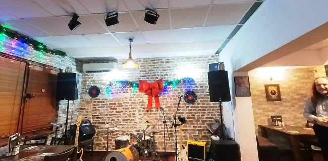 Opinii despre Music Pub - Мюзик Пъб în Павликени - Гастрономия и хотелиерство