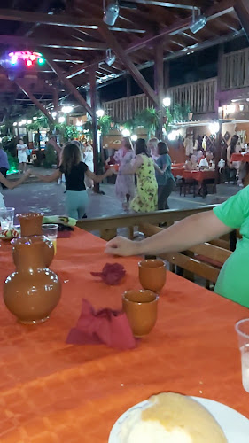 Планинска Къща - Гастрономия и хотелиерство