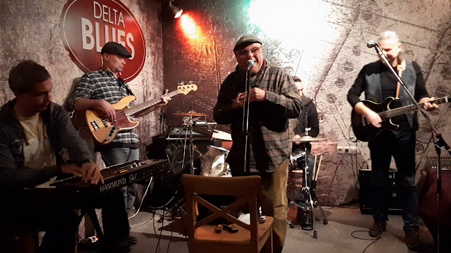 DELTA BLUES BAR
