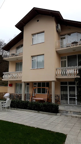 Ресторант Вила Рай ОГНЯНОВО - Гастрономия и хотелиерство