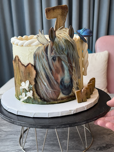 Complimenti - Coffee & Desserts | Декорирани торти, Сватбени торти, Сладолед, Кетъринг, Италианско кафе Пловдив - Пловдив