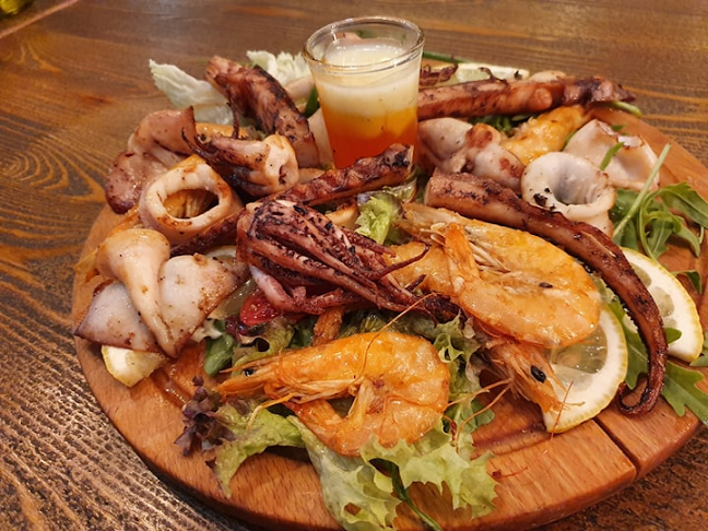 ЛевскиПриморски, ул. „Архитект Петко Момчилов“ 2, 9000 Варна