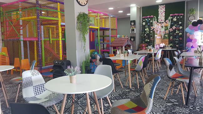 кв. Свети Георги, ул. „Морска“ 52, 8201 Поморие