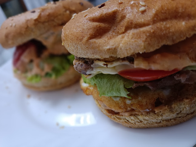 Crazy Donkeys - Burgers, grill sandwiches & more - Гастрономия и хотелиерство