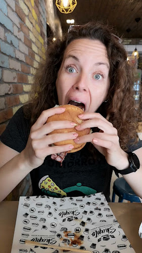 Comentarii opinii despre Skapto Burgers, Beers and Fries Shishman