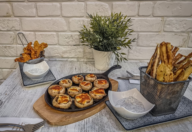 Restaurant "Riviera" - Гастрономия и хотелиерство