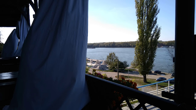 Ресторант "Чинчила"