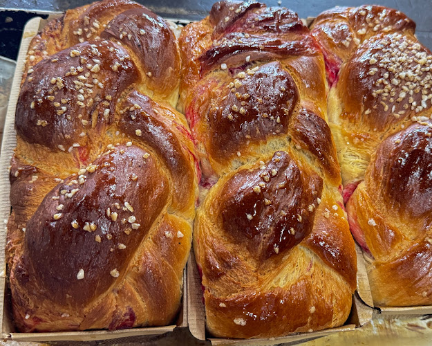 Opinii despre ХЛЕБОЗАВОД ПЛЕВЕН în Плевен - Гастрономия и хотелиерство