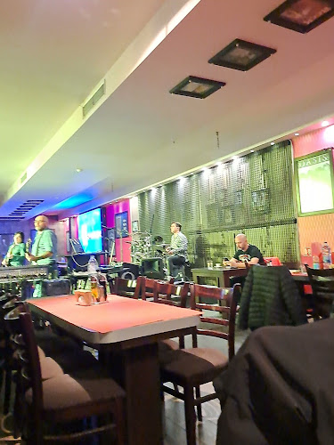 Куинс пъб Банско - Гастрономия и хотелиерство