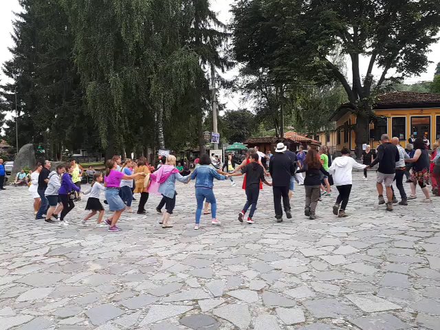 "20-ти април"