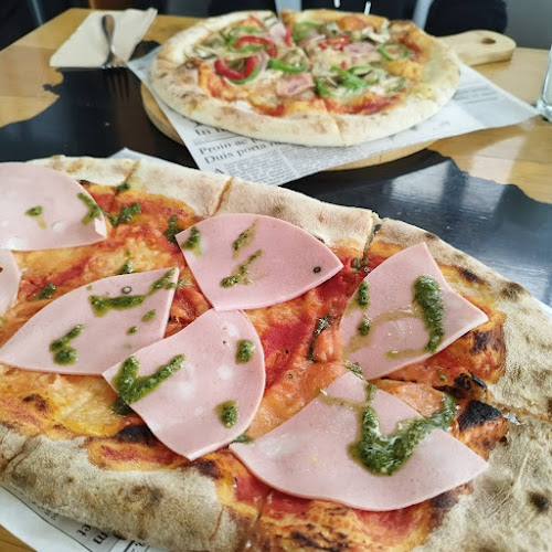 6100, ул. „Отец Паисий Хилендарски“ 2А, 6100 Казанлък