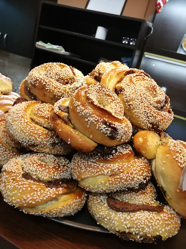 Пекарна Веселина - Гастрономия и хотелиерство