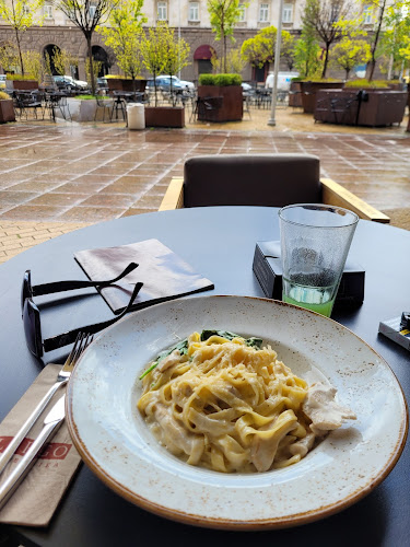 Comentarii opinii despre Largo Bar & Diner