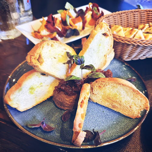 Comentarii opinii despre Padre Restaurant