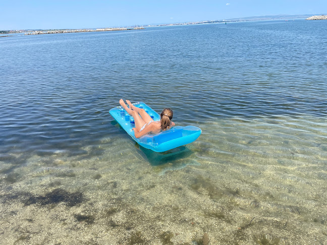 Бараба бийч бар - Гастрономия и хотелиерство