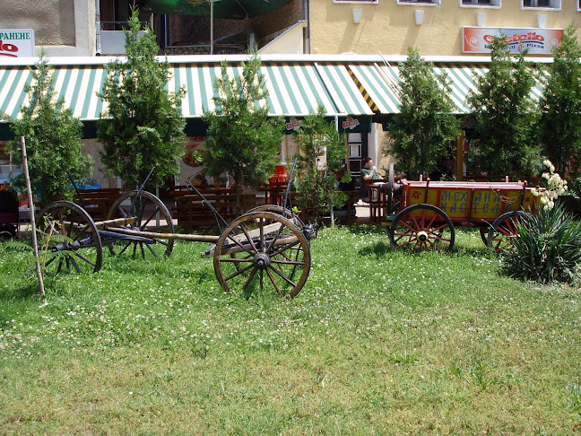 Център, ул. „Славянска“ 2, 3600 Лом