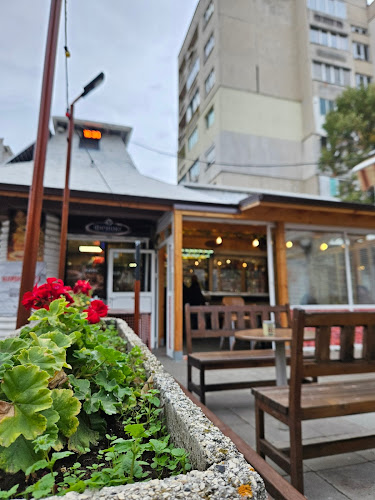 Феникс - Гастрономия и хотелиерство