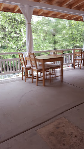 Bar & Dinner Yummy - Гастрономия и хотелиерство