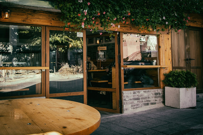 Велико Търново Център, ул. „Хаджи Димитър“ 2, 5000 Велико Търново