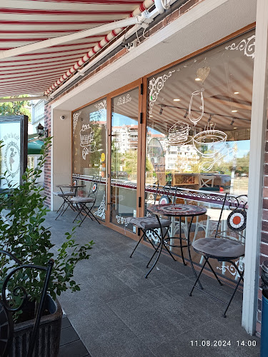 ж.к. Бъкстон, ул. „Александър Пушкин“ 15, 1618 София