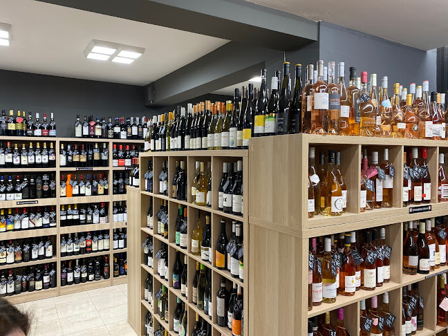CHAMPAGNE wine shop & bar - Гастрономия и хотелиерство
