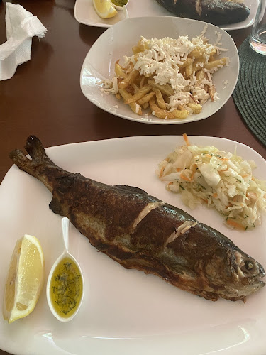 Лятна градина "Голд фиш" - Гастрономия и хотелиерство