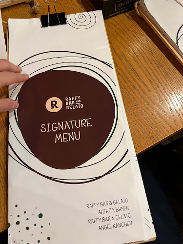 София център, ул. ,,Ангел Кънчев" 11, 1000 София